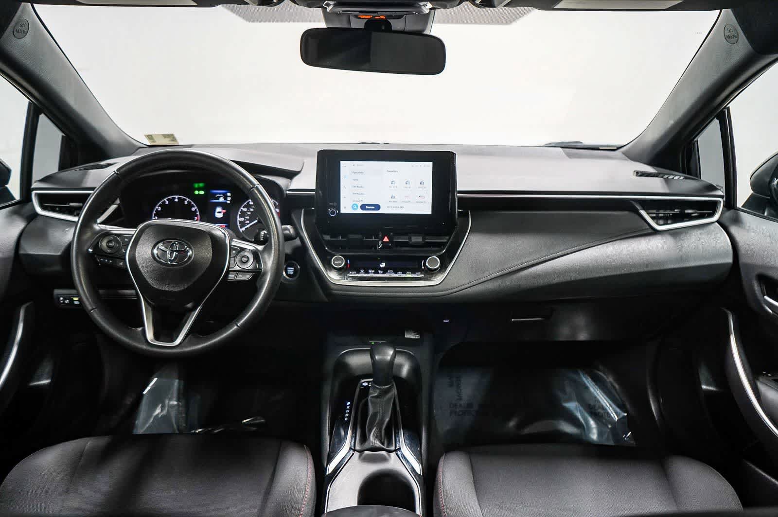 Used 2024 Toyota Corolla SE w/ SE Premium Package FWD image 12