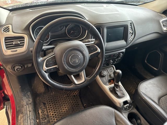 Used 2020 Jeep Compass Latitude AWD/4WD image 10