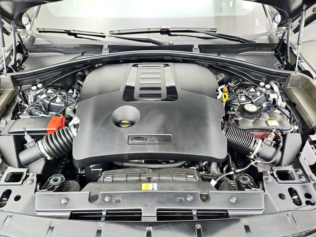 Certified 2025 Land Rover Range Rover Velar Dynamic SE image 31