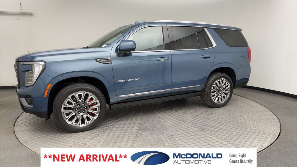Used 2025 GMC Yukon Denali Ultimate AWD/4WD image 6