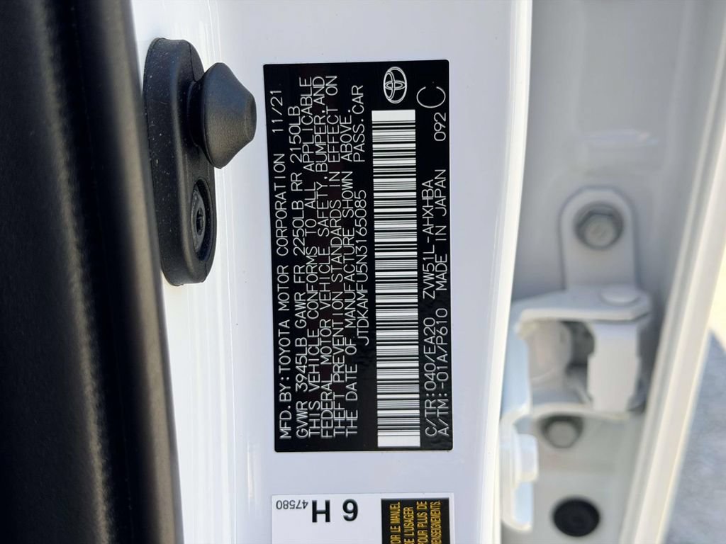 Certified 2022 Toyota Prius FWD image 27