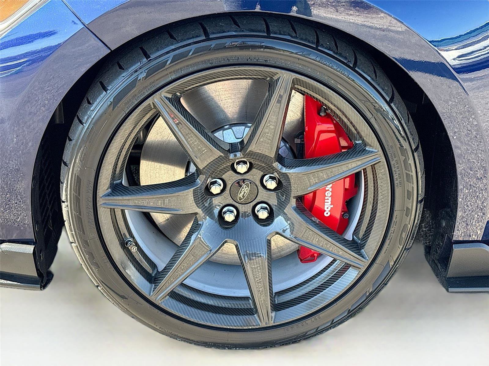 Used 2020 Ford Mustang Shelby GT500 w/ Carbon Fiber Track Pack image 32