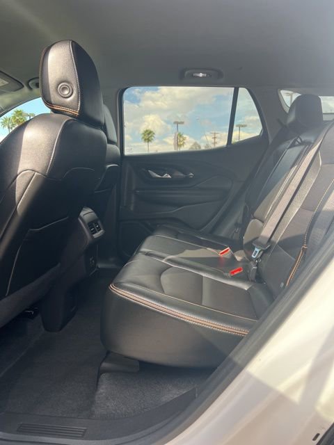 Used 2024 GMC Terrain AT4 image 23