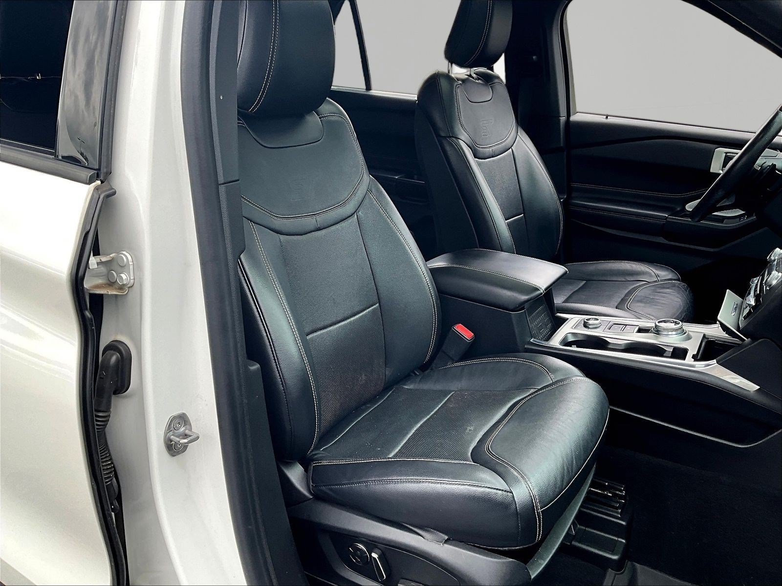 Used 2020 Ford Explorer ST w/ Premium Technology Package AWD/4WD image 30