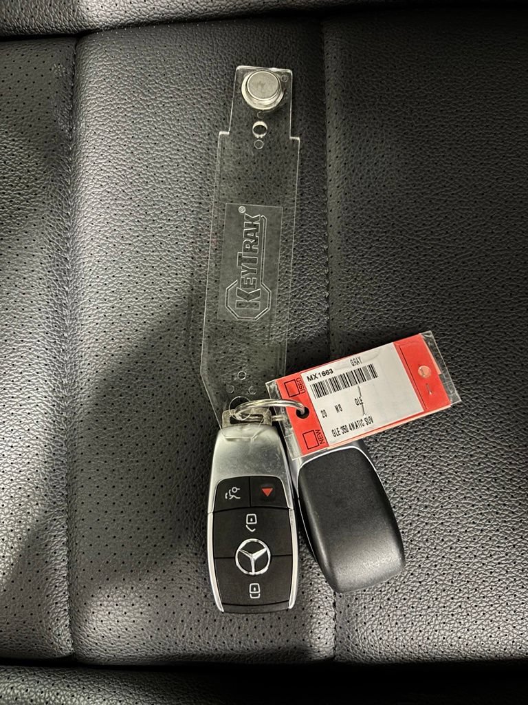 Used 2020 Mercedes-Benz GLE 350 4MATIC image 26