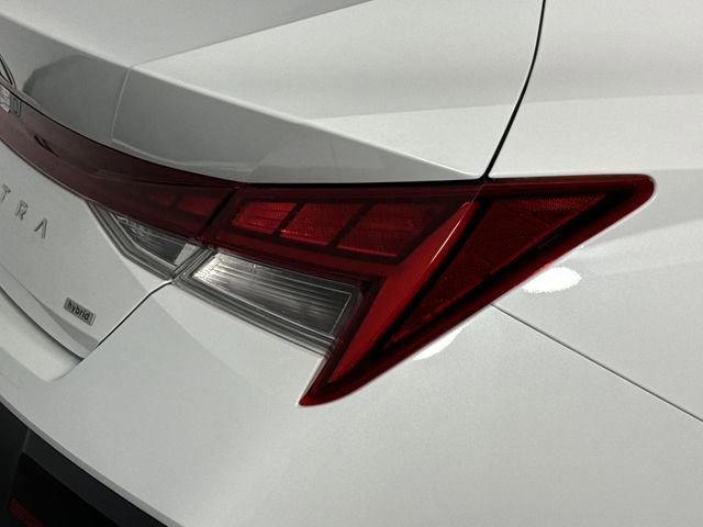 New 2026 Hyundai Elantra Limited w/ Cargo Package FWD image 31
