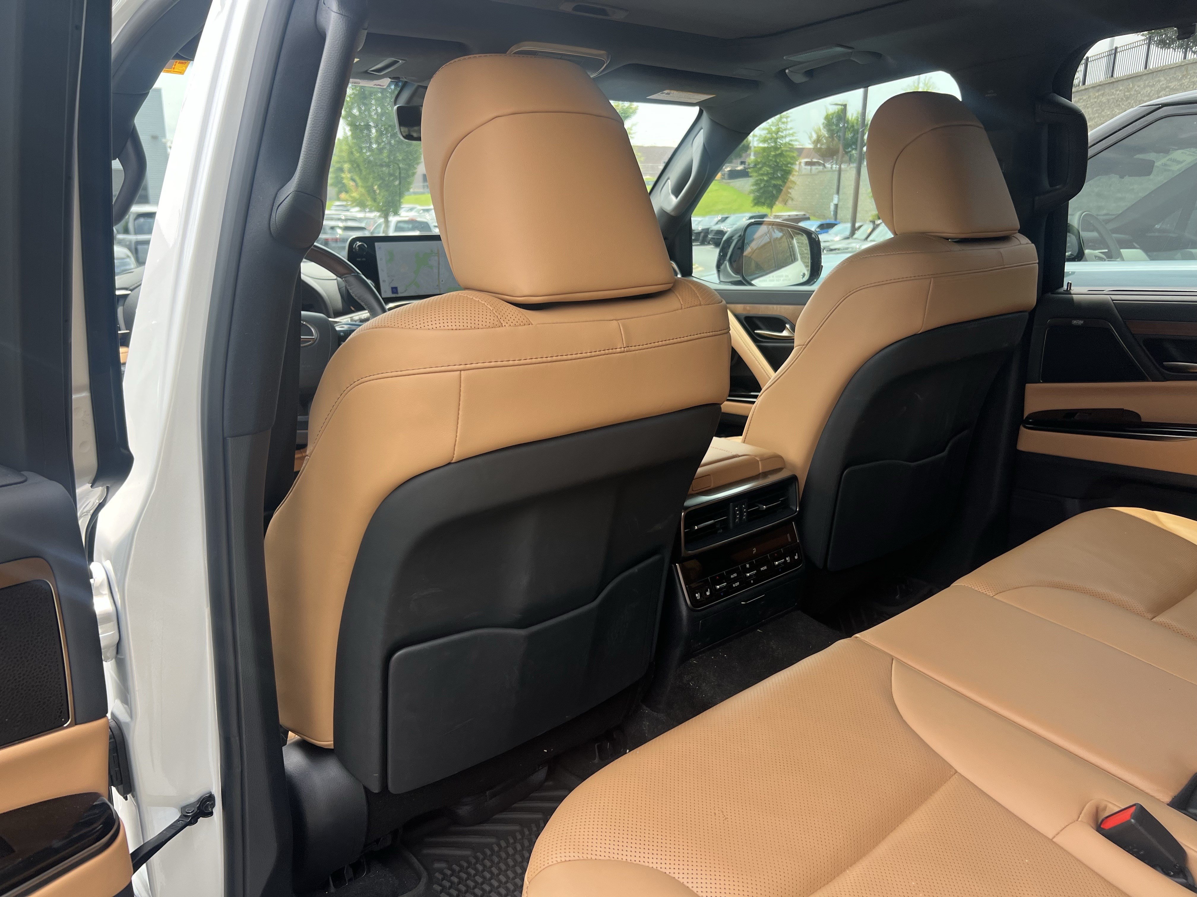 Certified 2025 Lexus LX 700h Luxury w/ Appearance Package AWD/4WD image 36
