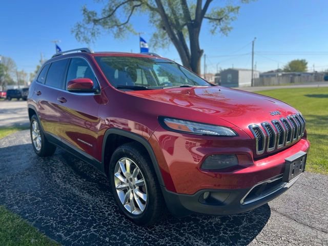 Used 2014 Jeep Cherokee Limited AWD/4WD image 2