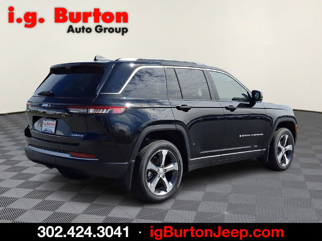 New 2026 Jeep Grand Cherokee Limited w/ Luxury Tech Group II AWD/4WD image 4