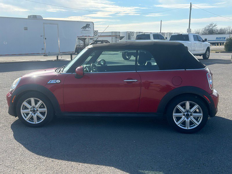 Used 2015 MINI Cooper S image 11
