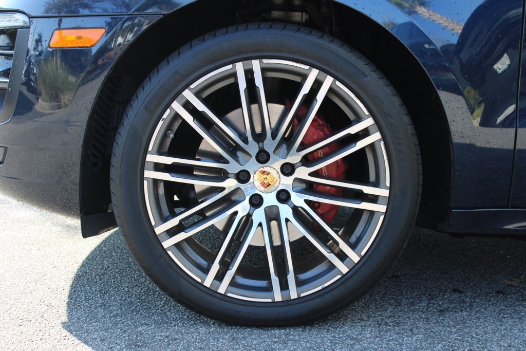 Used 2017 Porsche Macan GTS image 13