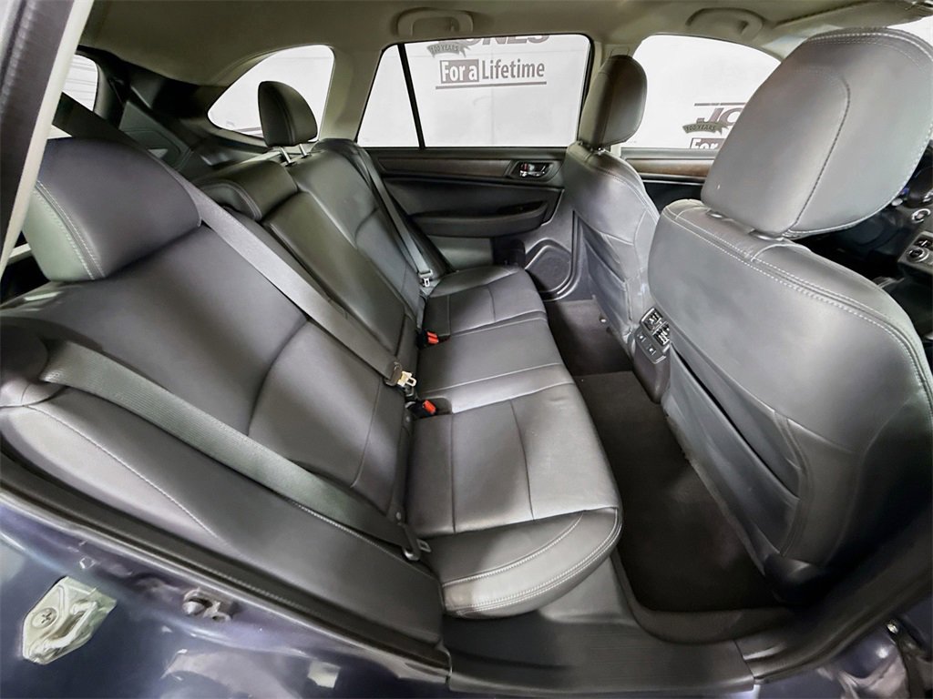 Used 2015 Subaru Outback 2.5i Limited image 32