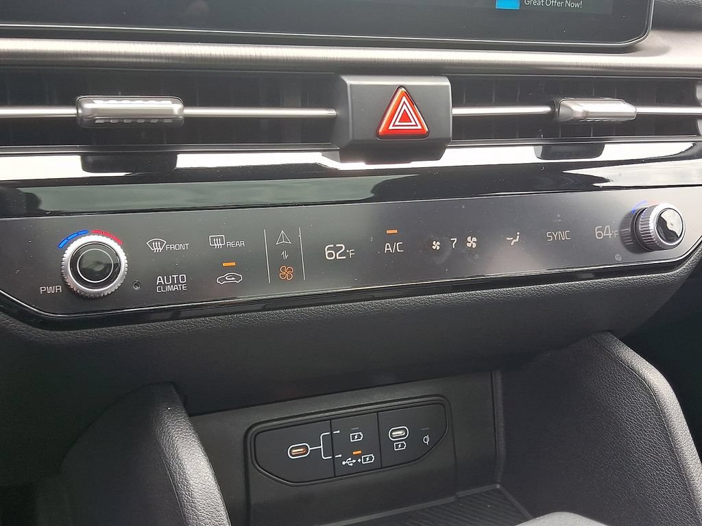 Certified 2026 Kia Sportage X-Line w/ X-Line Premium Package AWD/4WD image 17