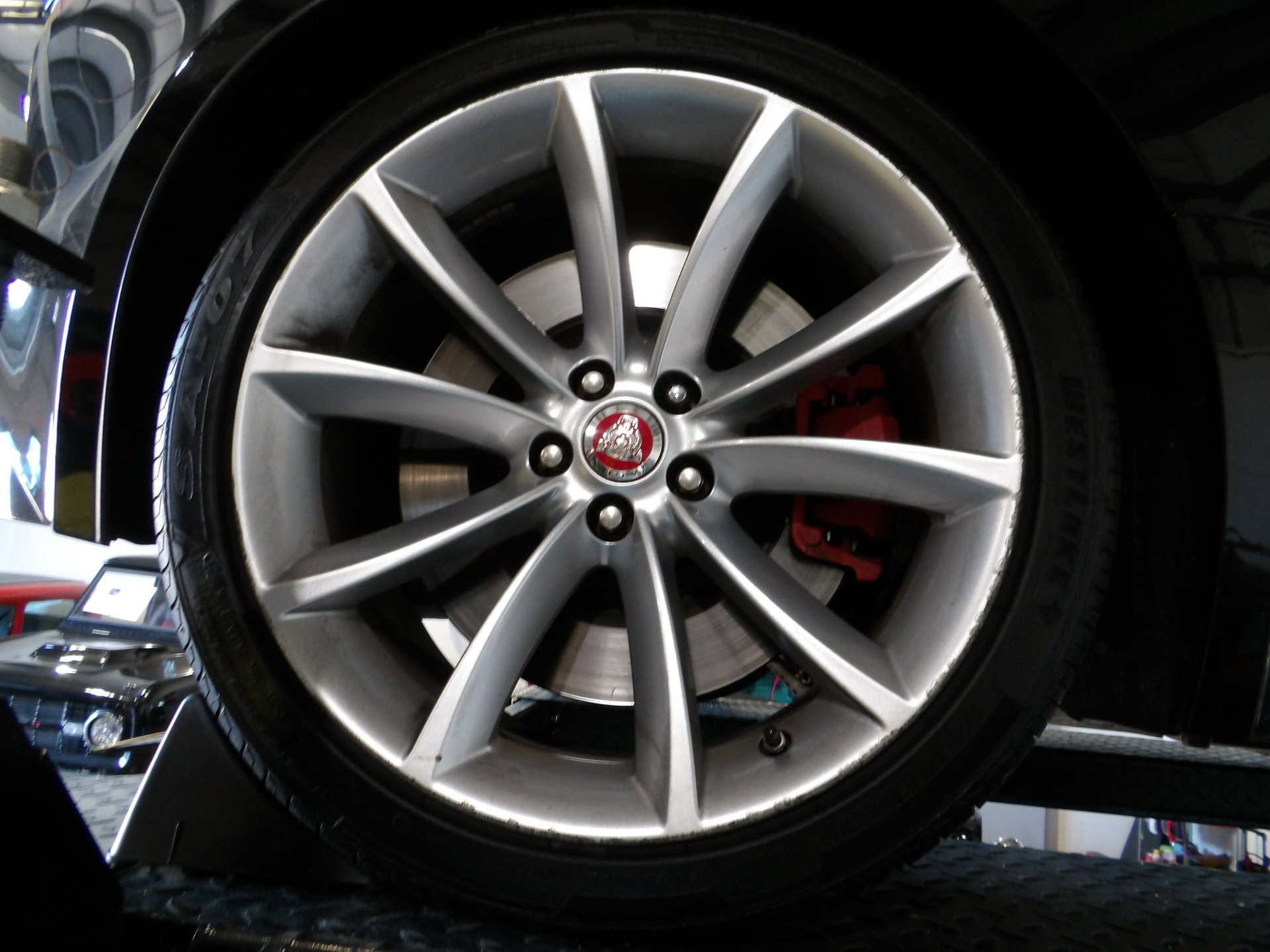 Used 2015 Jaguar F-TYPE S image 76