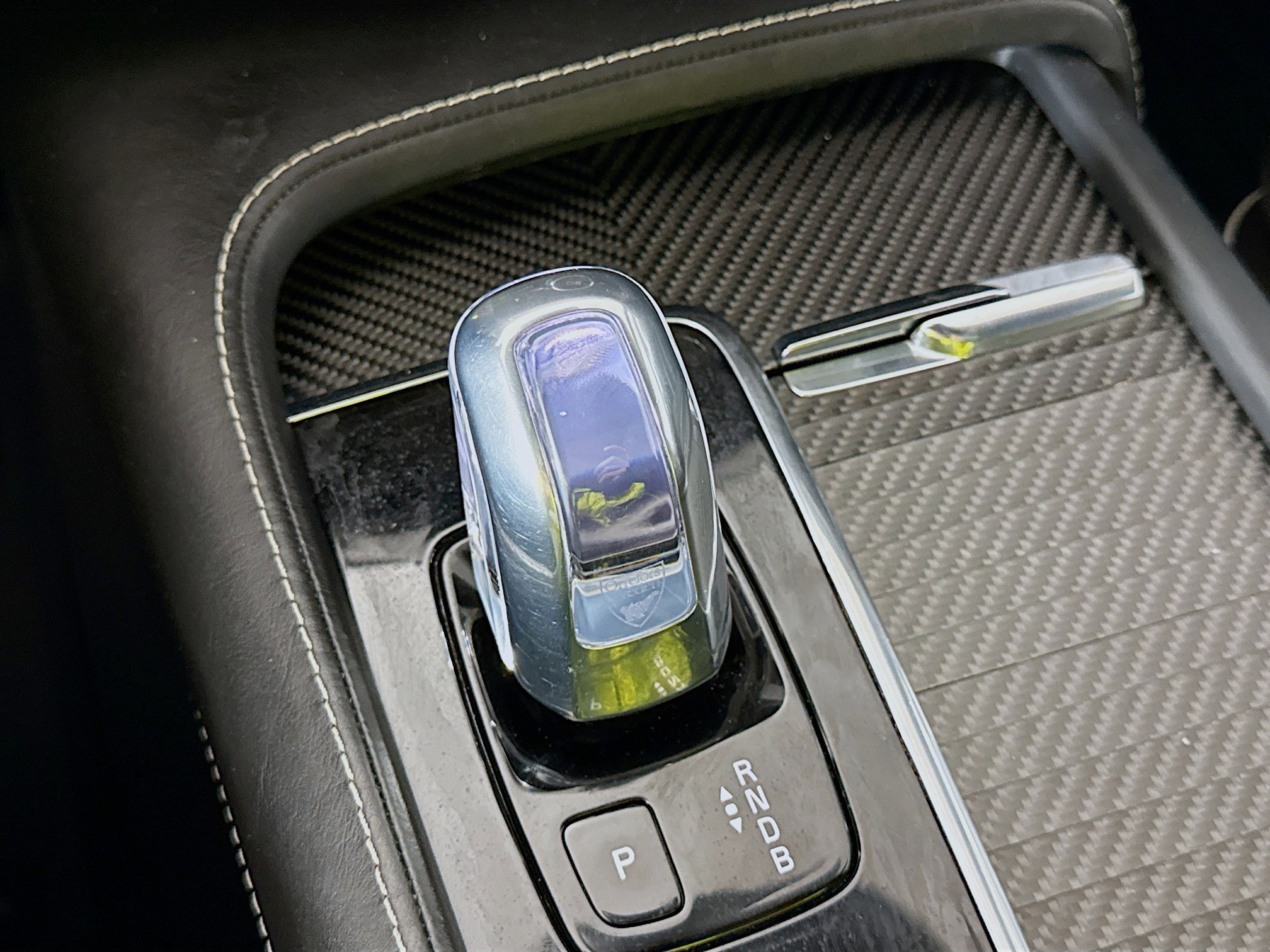 Used 2017 Volvo XC90 T8 R-Design w/ Vision Package image 18