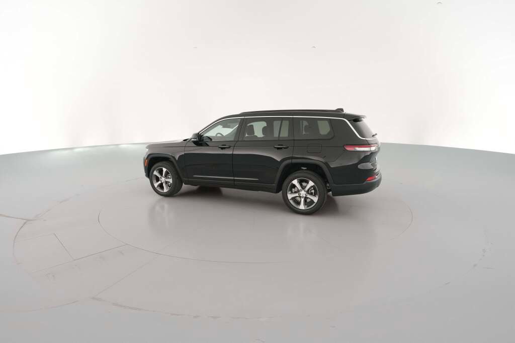 New 2025 Jeep Grand Cherokee L Limited image 7