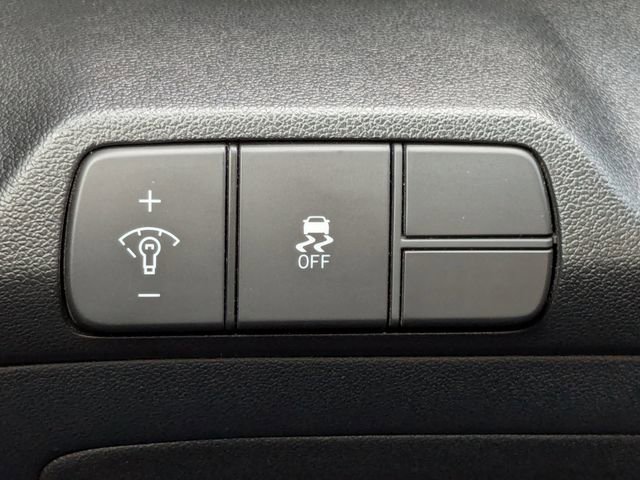 Used 2025 Hyundai Elantra N Line image 33