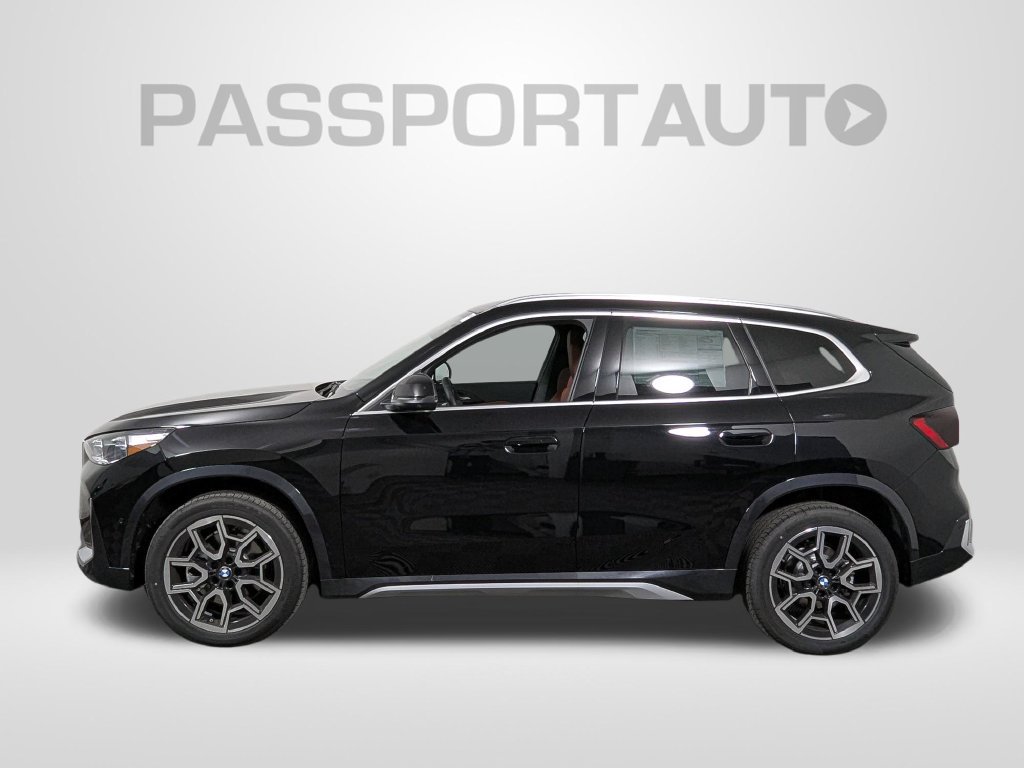 New 2026 BMW X1 xDrive28i w/ Technology Package AWD/4WD image 2