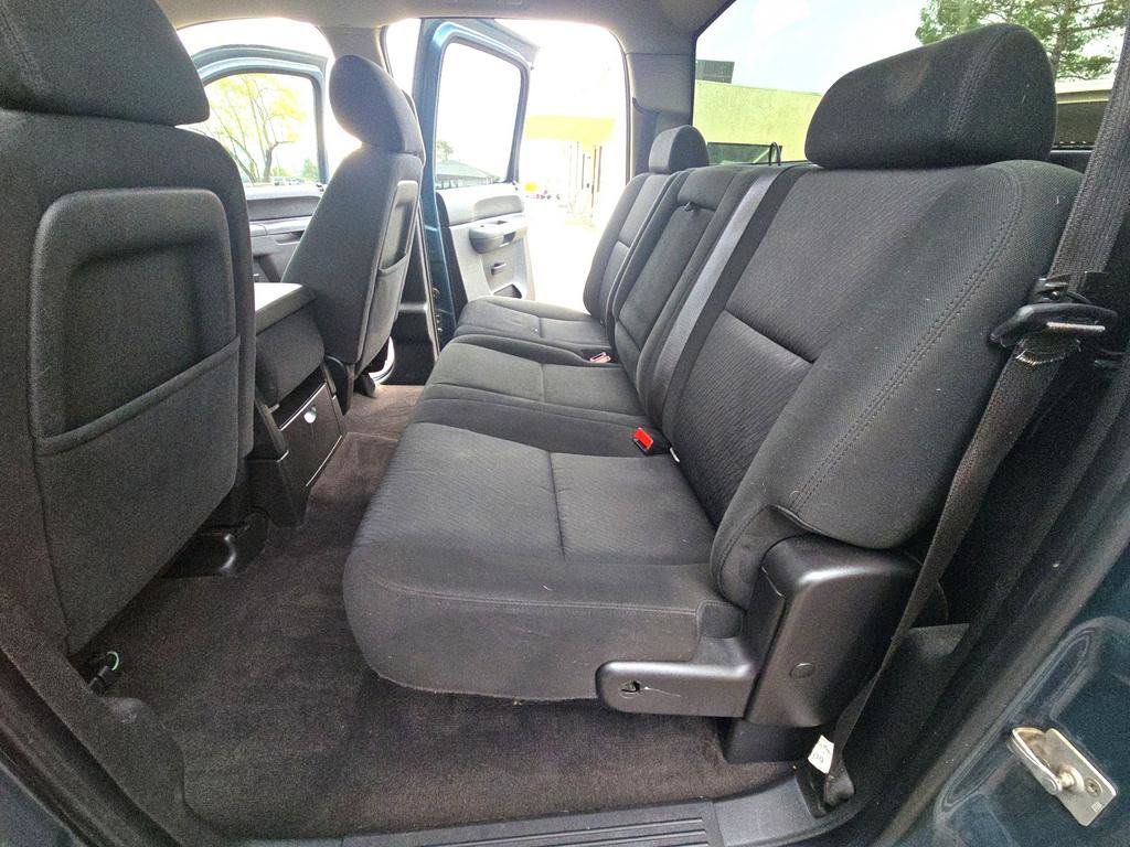 Used 2010 Chevrolet Silverado 1500 LT w/ Power Pack Plus image 10