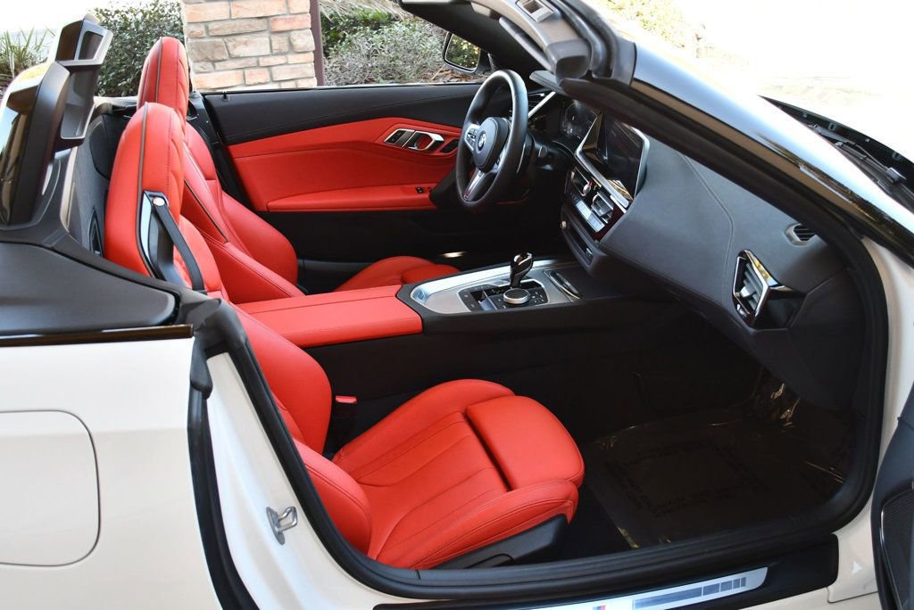 Used 2023 BMW Z4 sDrive30i w/ Premium Package image 59