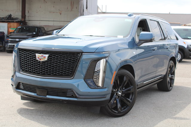 Used 2025 Cadillac Escalade Sport Platinum AWD/4WD image 10