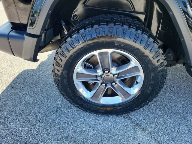 Used 2018 Jeep Wrangler Unlimited Sahara w/ LED Lighting Group AWD/4WD image 7