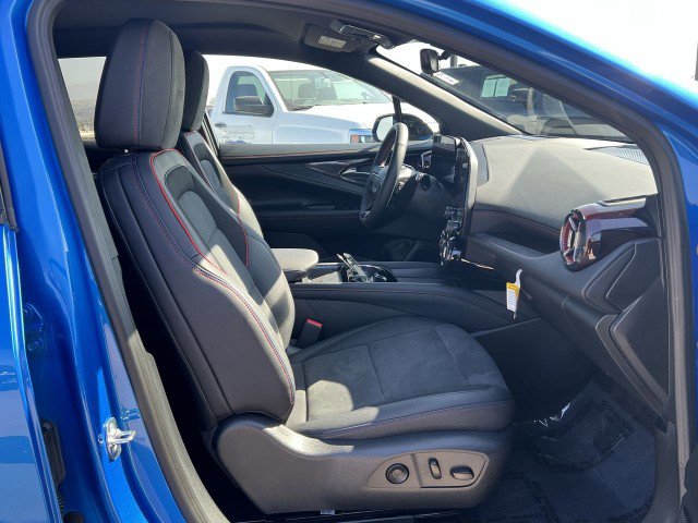 Used 2025 Chevrolet Blazer EV RS image 27