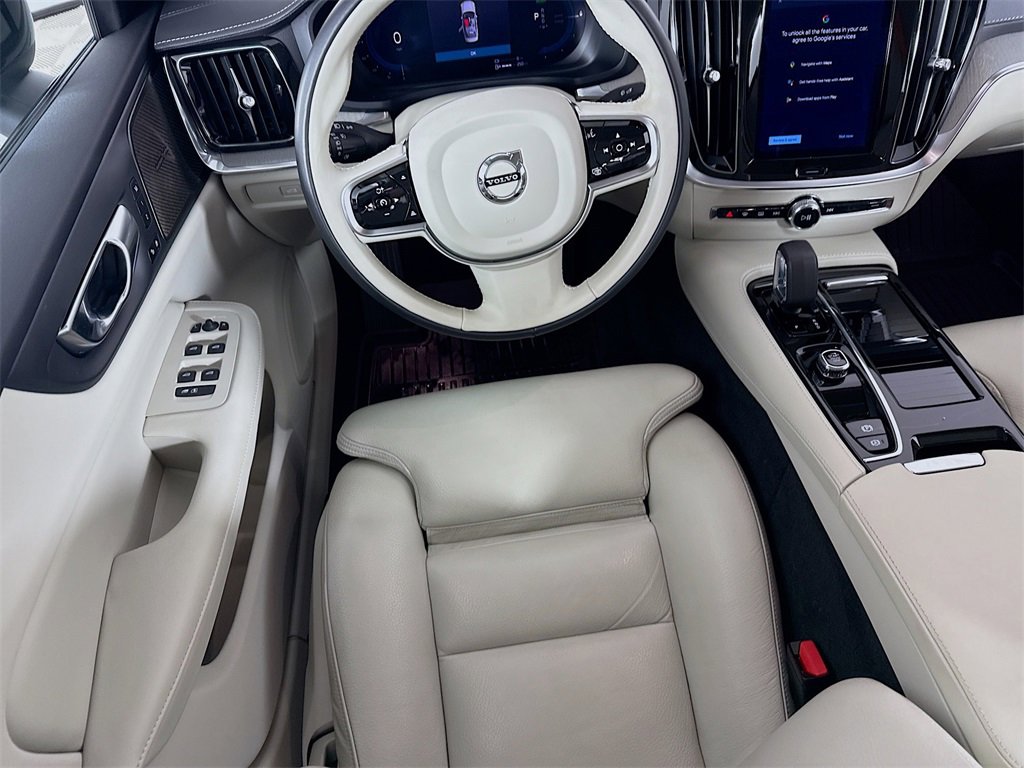 Used 2024 Volvo S60 T8 Ultimate w/ Climate Package image 19