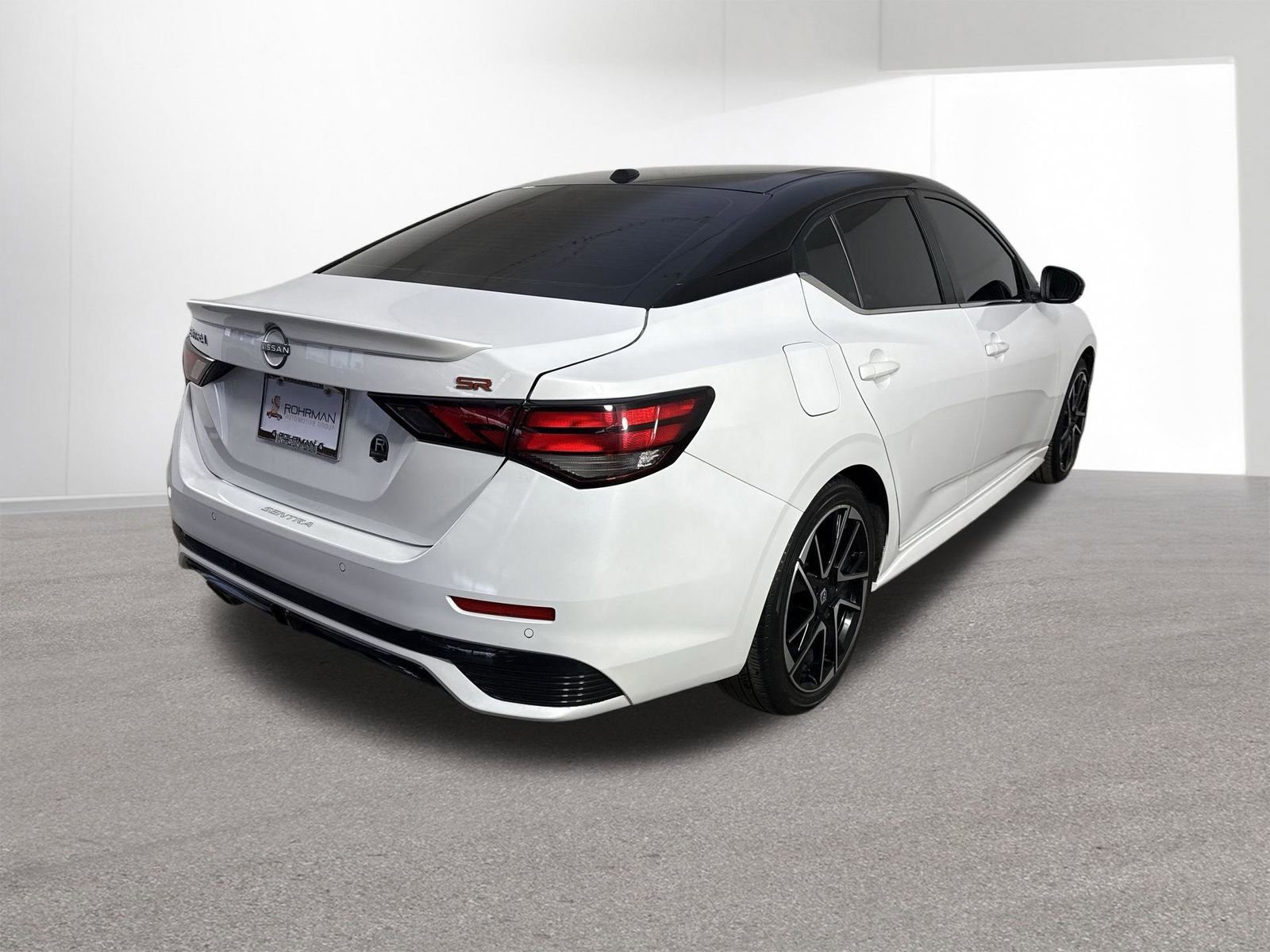 Certified 2024 Nissan Sentra SR FWD image 35