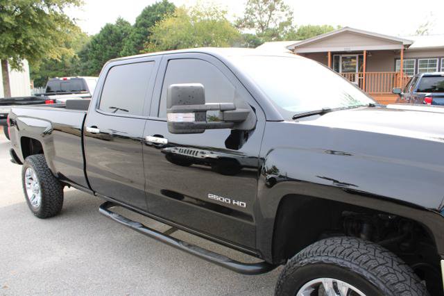 Used 2015 Chevrolet Silverado 2500 W/T AWD/4WD image 10