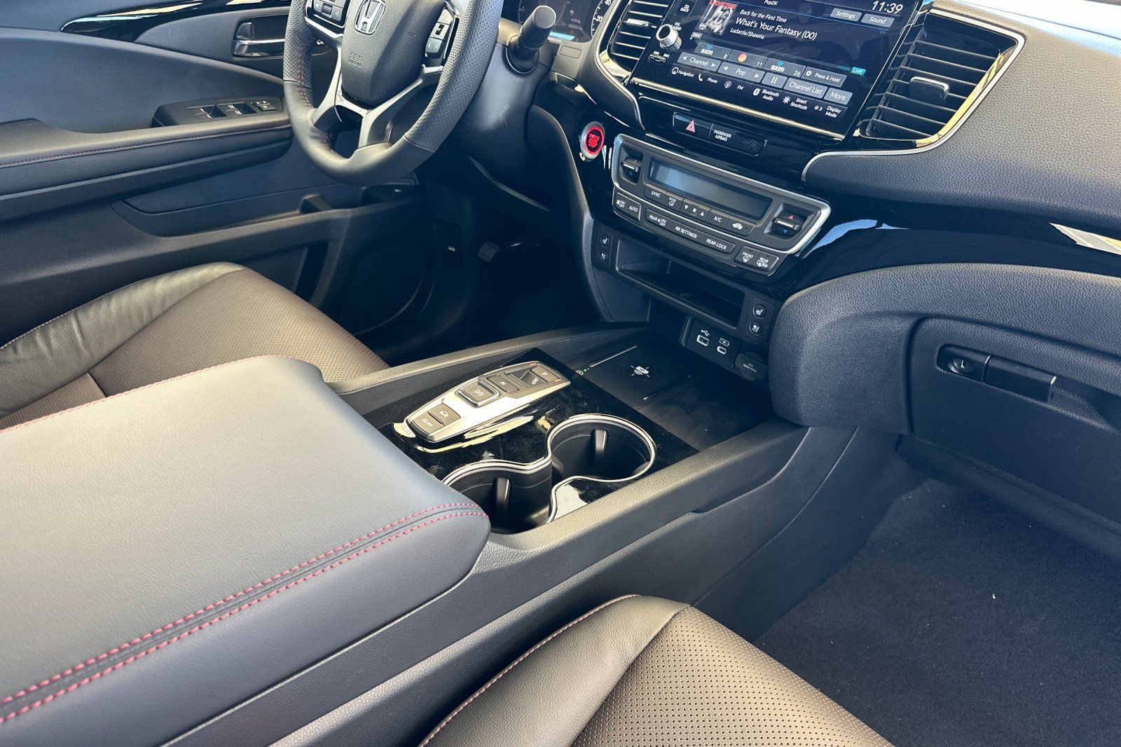 New 2026 Honda Ridgeline Black Edition image 17