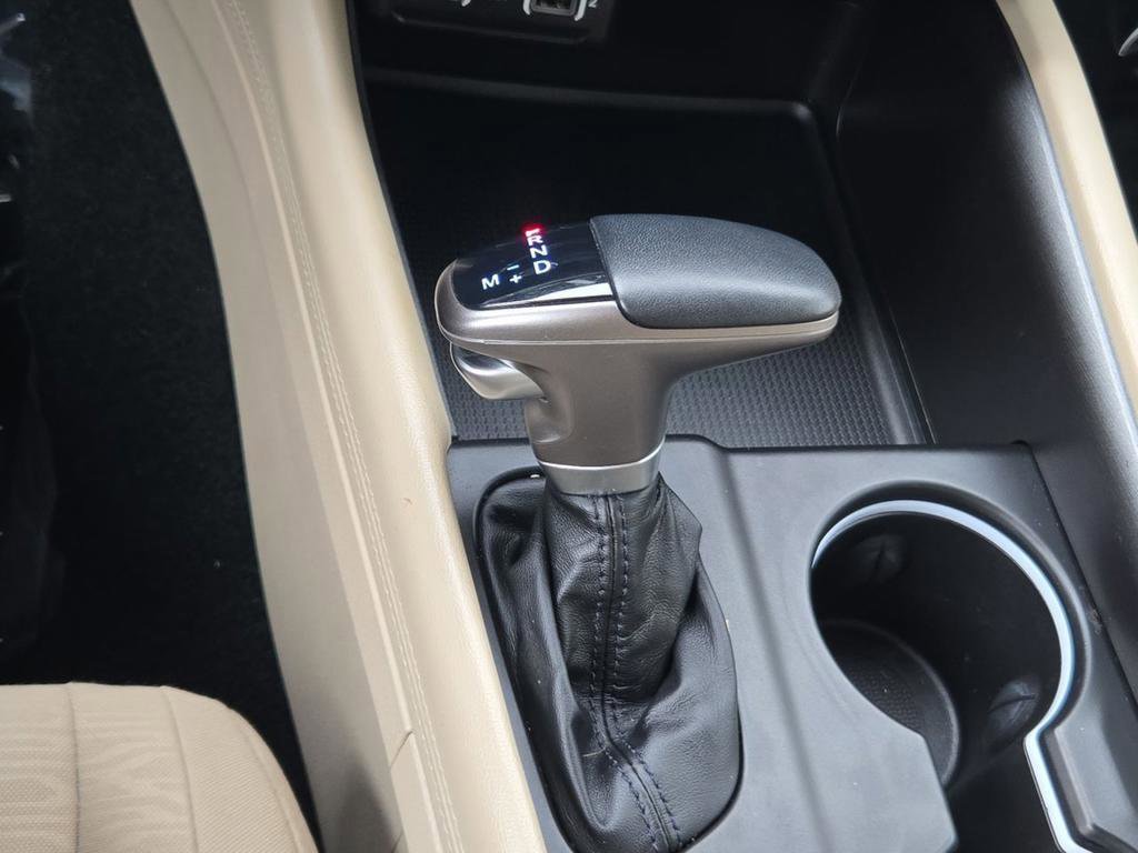 Certified 2022 Dodge Durango SXT image 25
