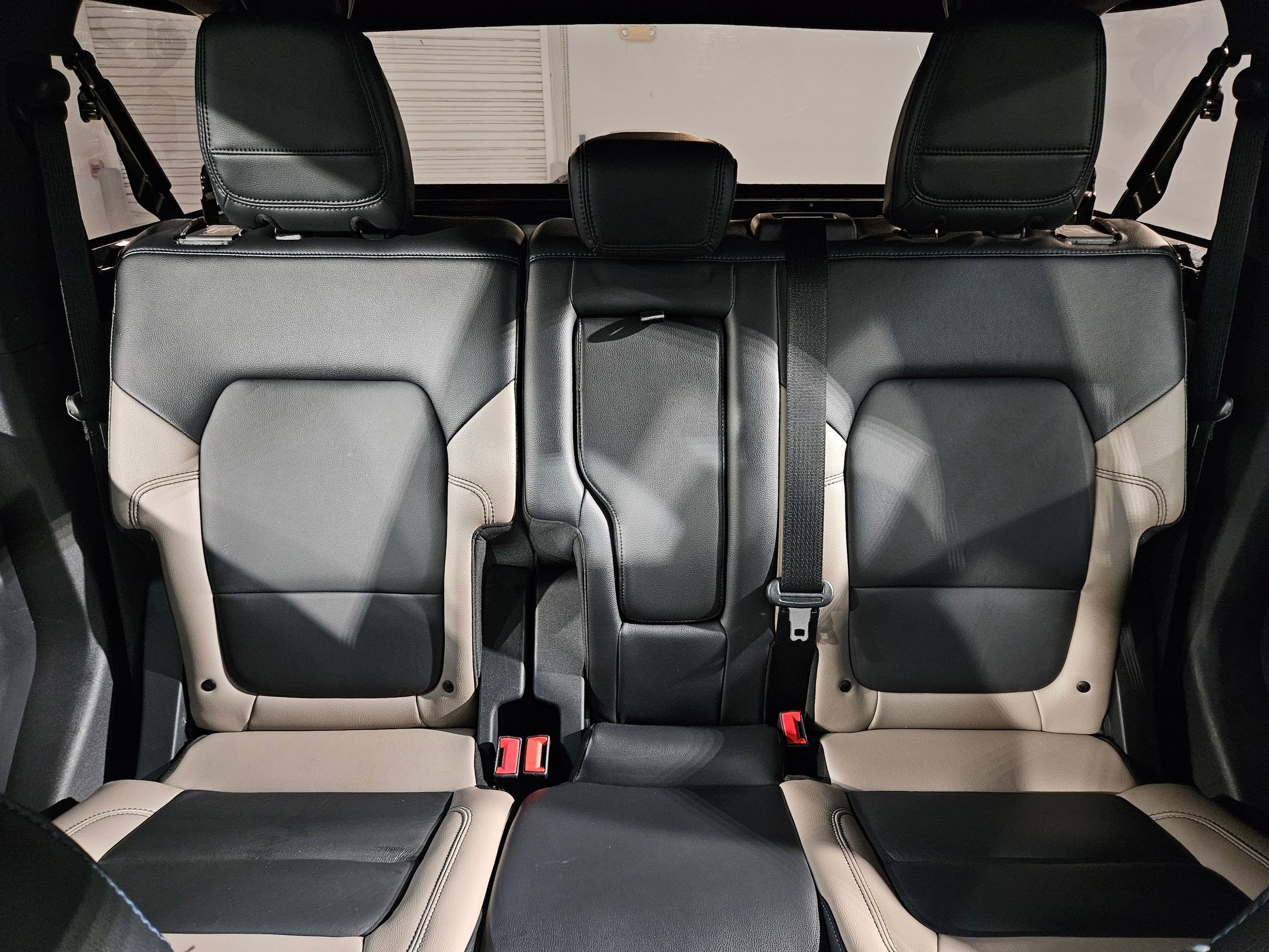 Used 2022 Ford Bronco Wildtrak image 13