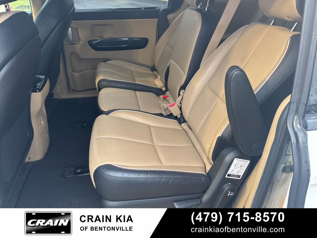 Used 2016 Kia Sedona EX FWD image 39