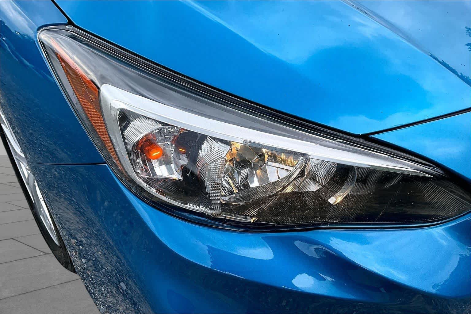 Used 2018 Subaru Impreza 2.0i Premium w/ Eyesight & BSD & Rcta AWD/4WD image 28