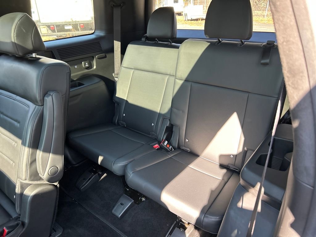 Certified 2025 Hyundai Santa Fe Calligraphy image 30