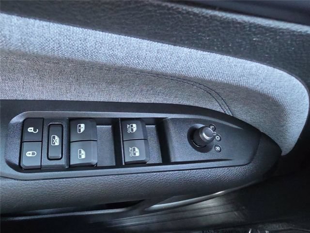 Used 2022 Jeep Compass Latitude AWD/4WD image 13