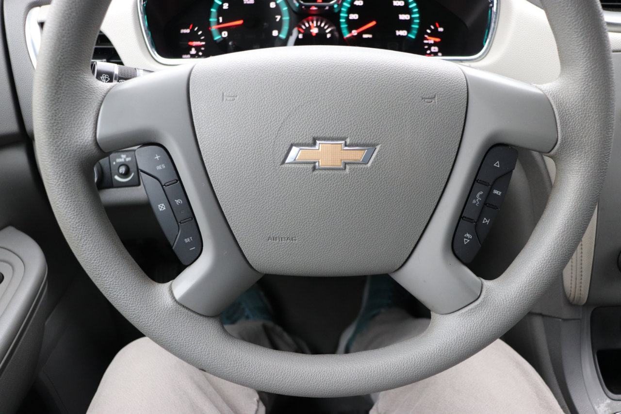 Used 2017 Chevrolet Traverse LS image 30