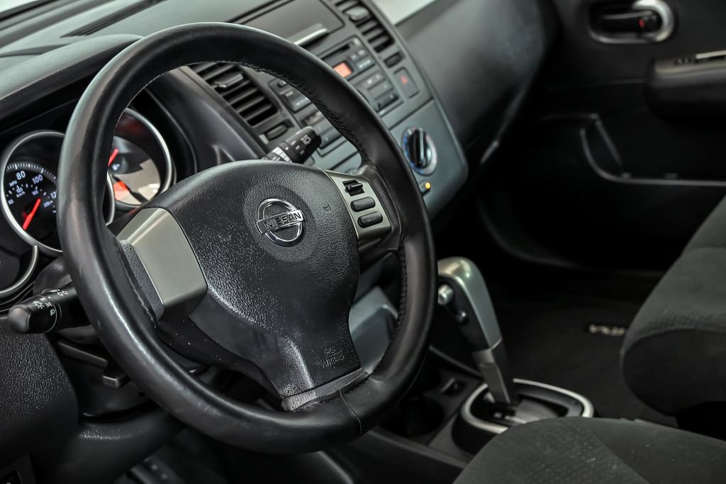 Used 2012 Nissan Versa 1.8 S w/ Plus Pkg FWD image 15