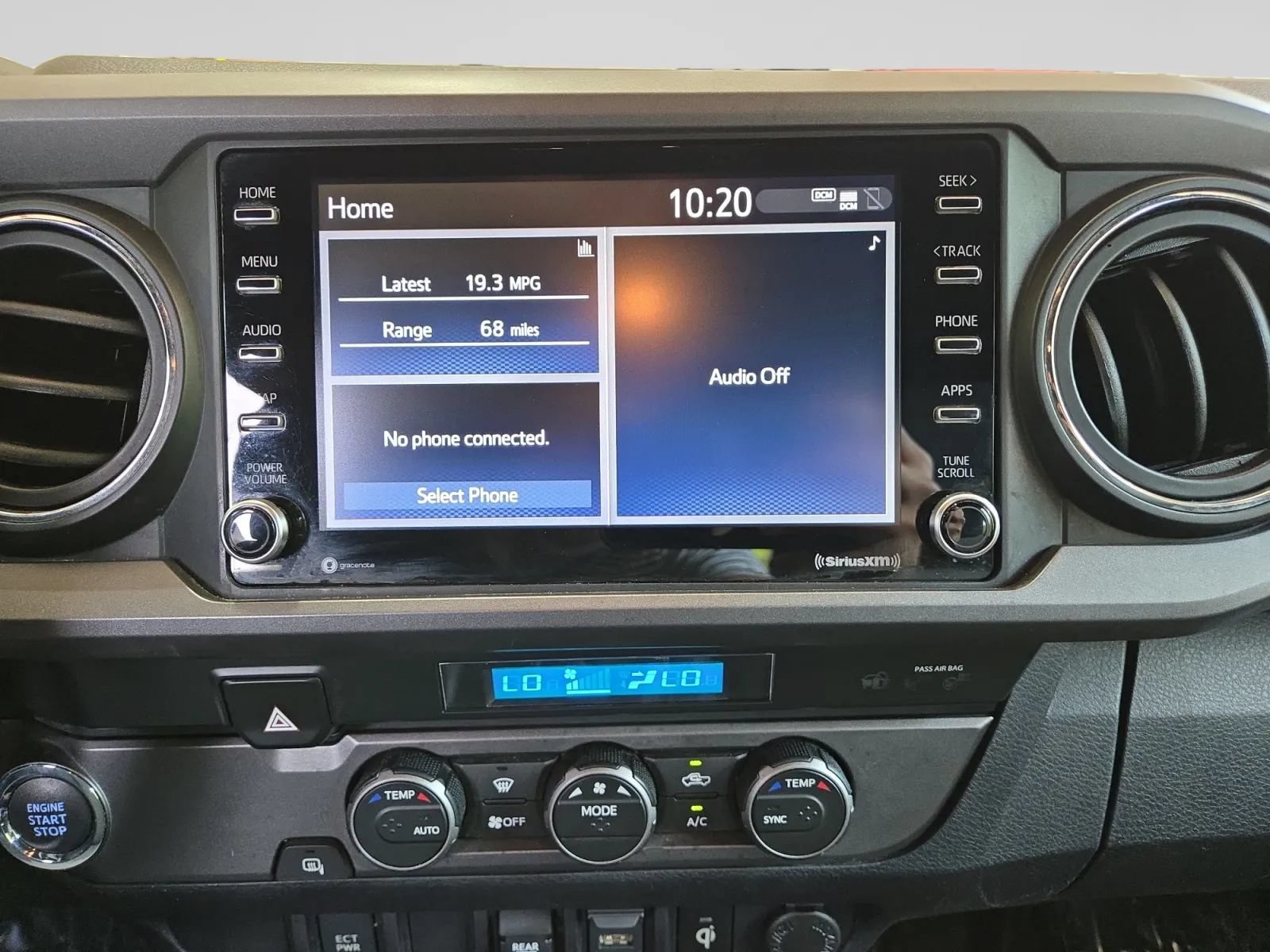 Used 2022 Toyota Tacoma TRD Off-Road RWD image 19