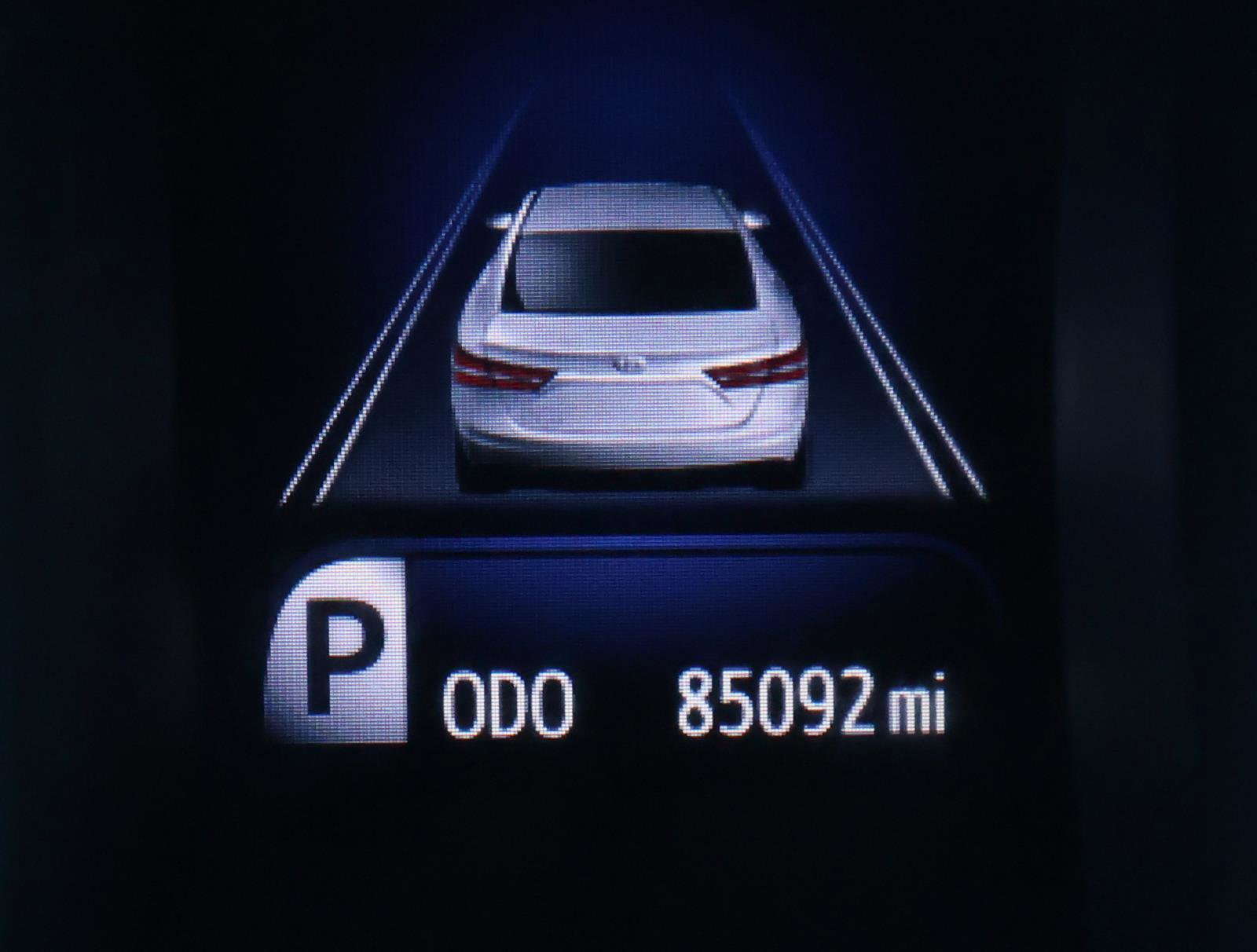 Used 2016 Toyota Avalon Limited w/ Toyota Safety Sense Package image 30