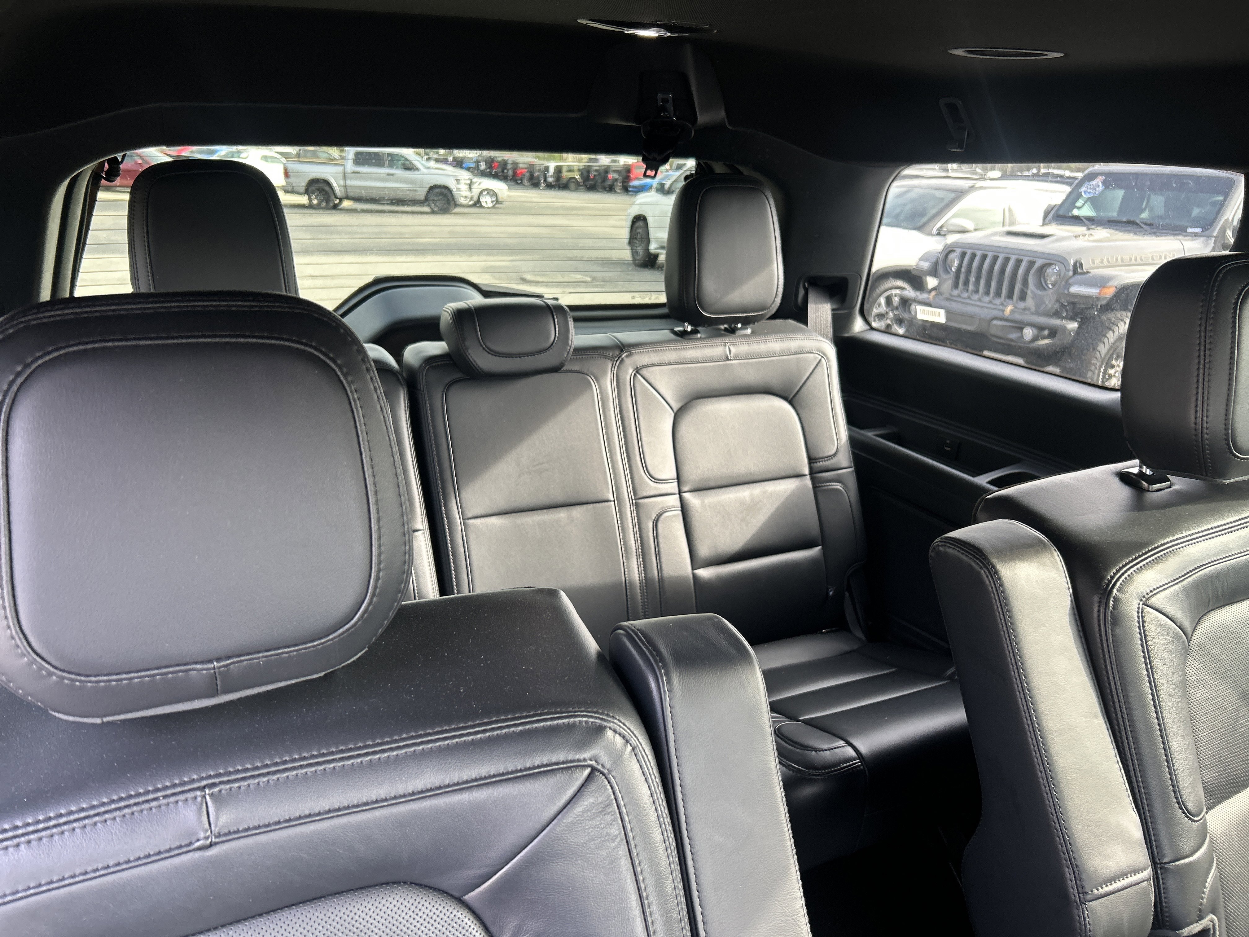 Used 2024 Lincoln Navigator Reserve image 54