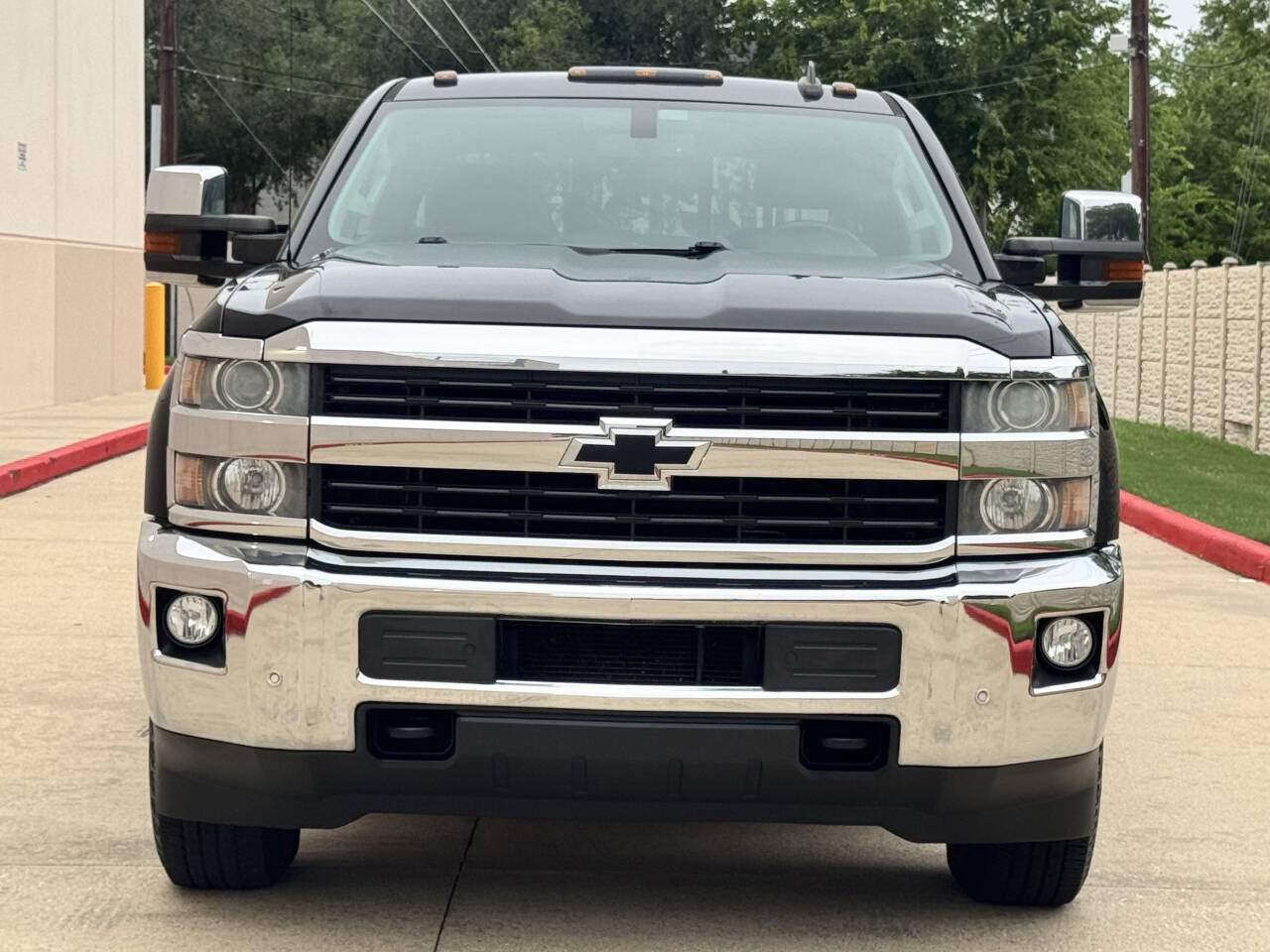 Used 2016 Chevrolet Silverado 2500 LTZ w/ Duramax Plus Package AWD/4WD image 9