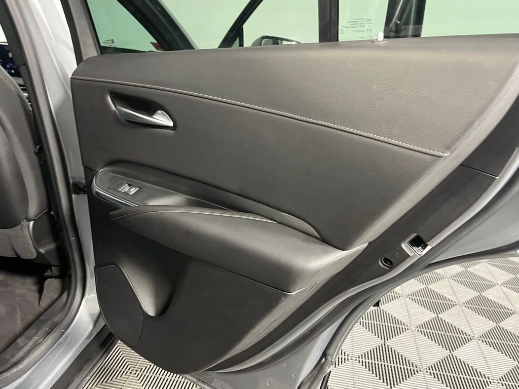 Used 2024 Cadillac XT4 Premium Luxury image 28