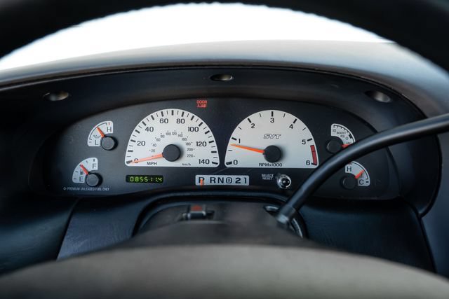 Used 2001 Ford F150 Lightning RWD image 28