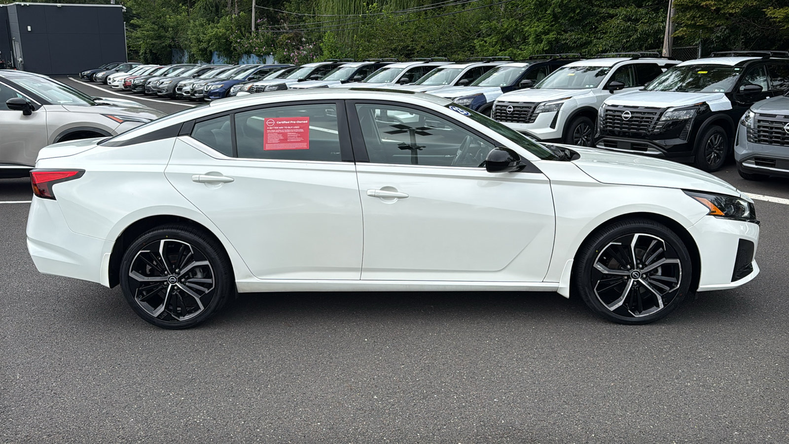 Certified 2023 Nissan Altima 2.5 SR w/ SR Premium Package AWD/4WD image 26