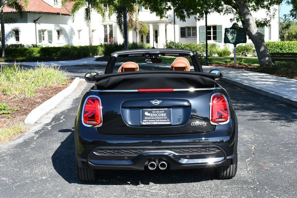 Used 2024 MINI Cooper S w/ Signature Upholstery Package FWD image 37