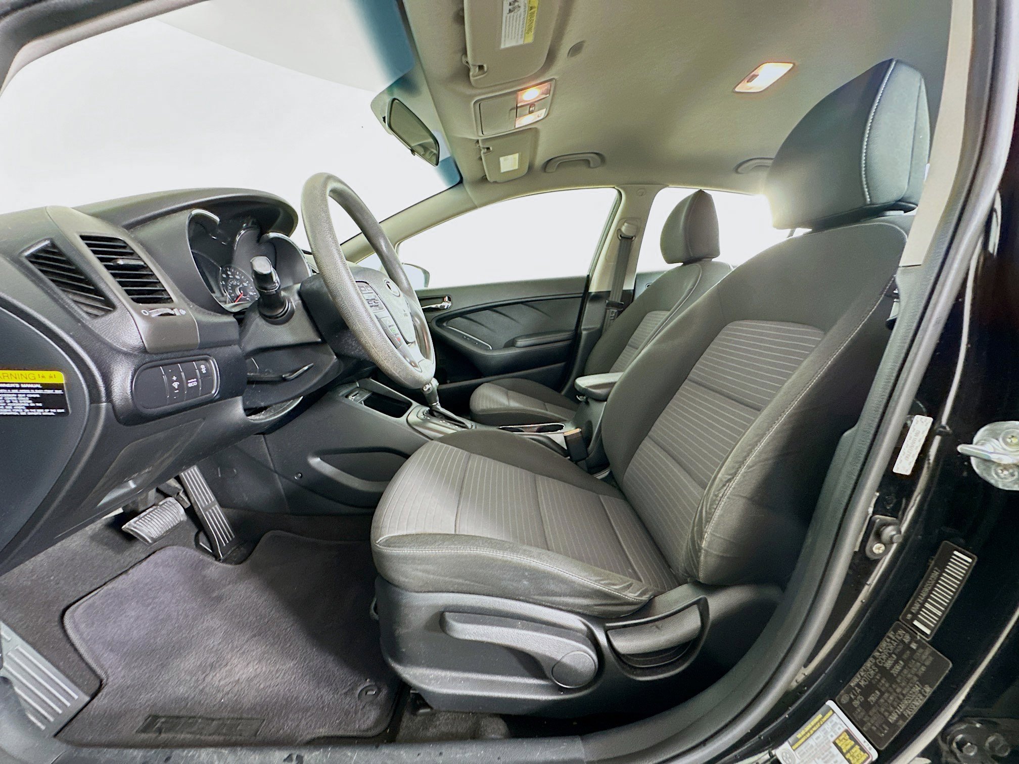 Used 2016 Kia Forte LX w/ LX Popular Package image 13