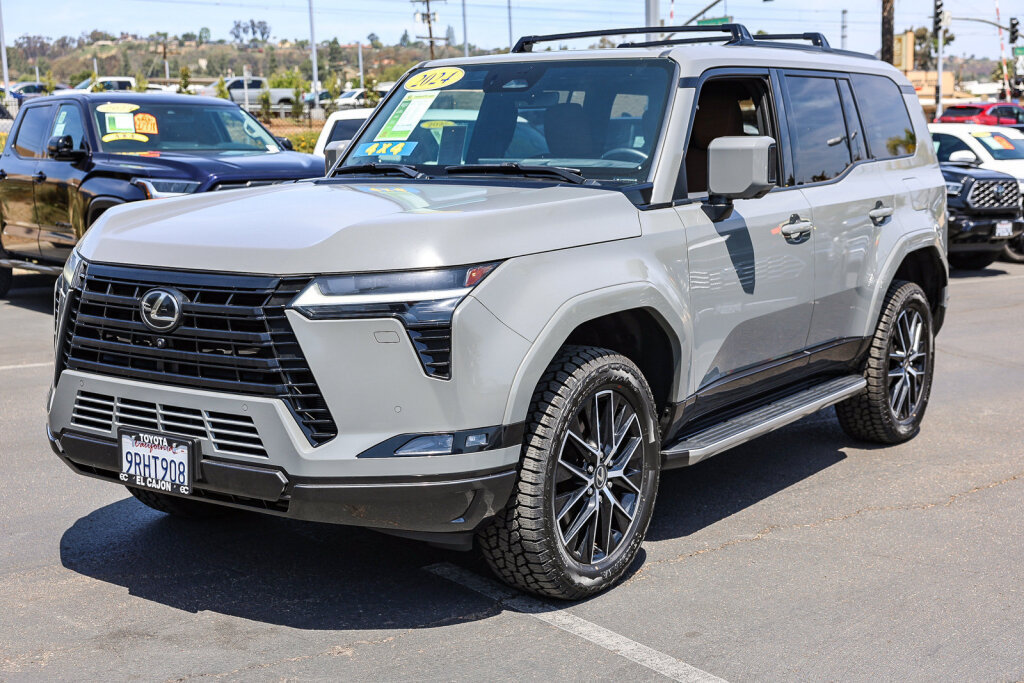 Used 2024 Lexus GX 550 w/ Accessory Package (2T) AWD/4WD image 23