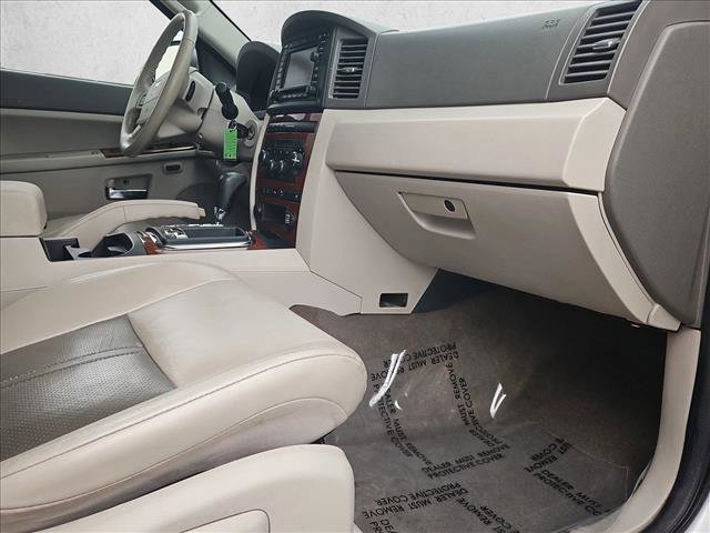 Used 2006 Jeep Grand Cherokee Limited image 23